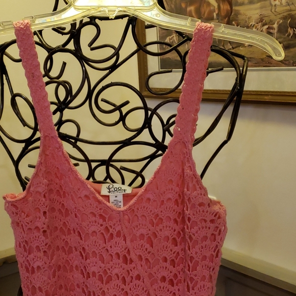 Headed to a Warmer Climate? Lovely Lilly Pulitzer Coral Dress - Picture 2 of 3